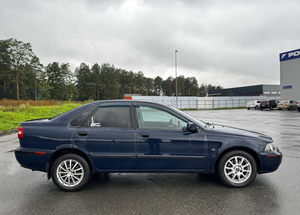 Volvo S40