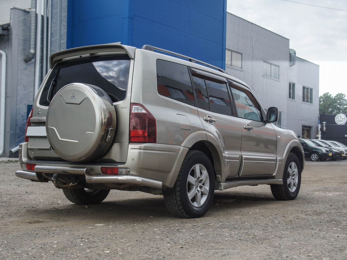 Mitsubishi Pajero Sport 2.5