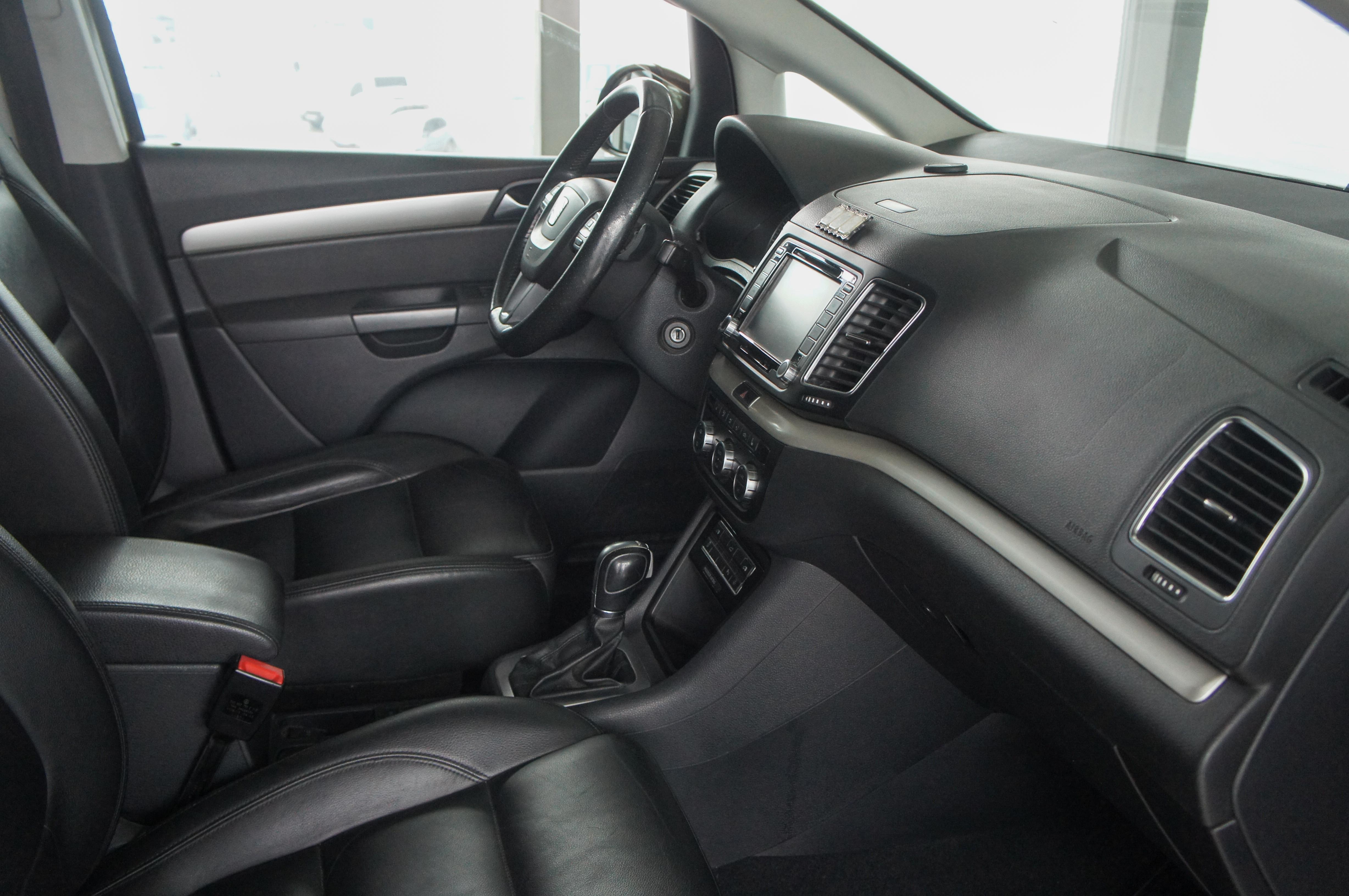 Seat Alhambra