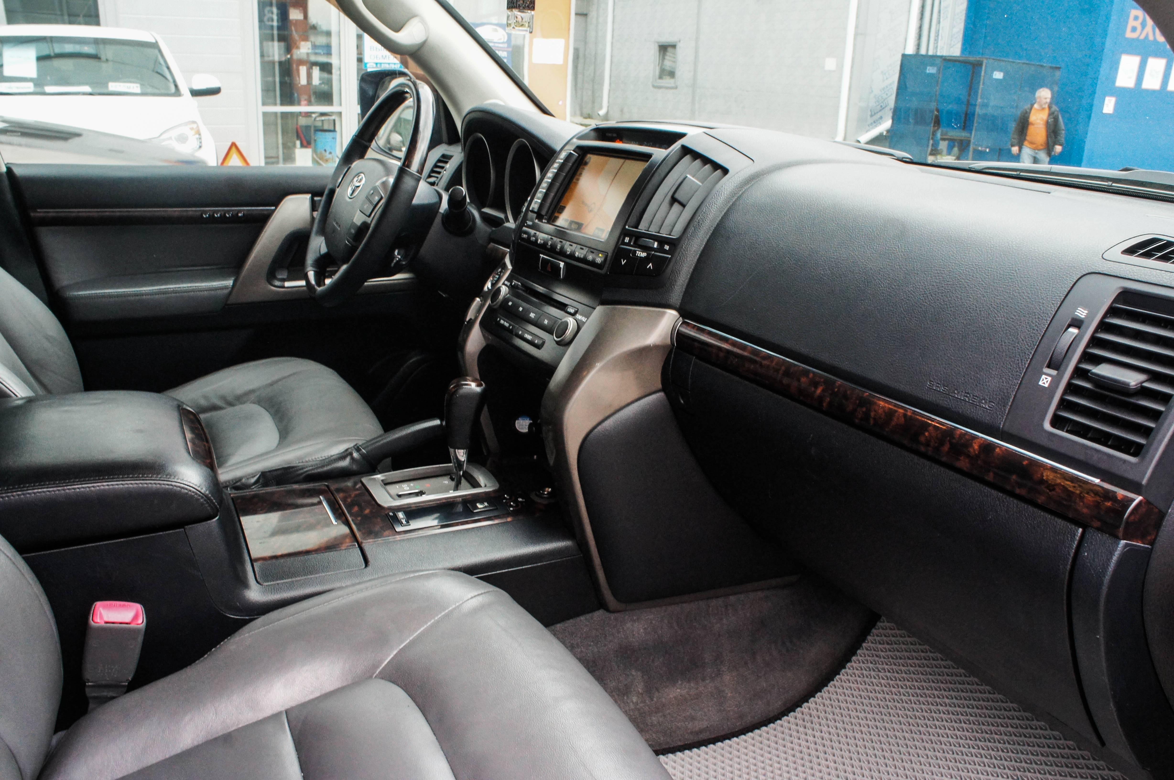 Toyota Landcruiser200