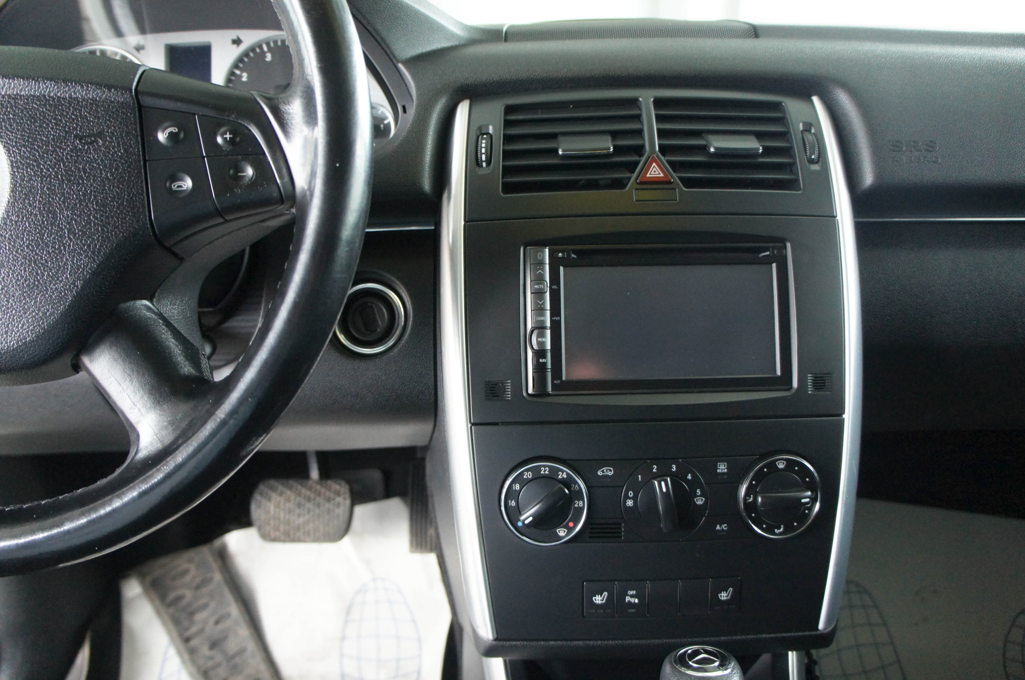 Mercedes benz Mercedes benz b180