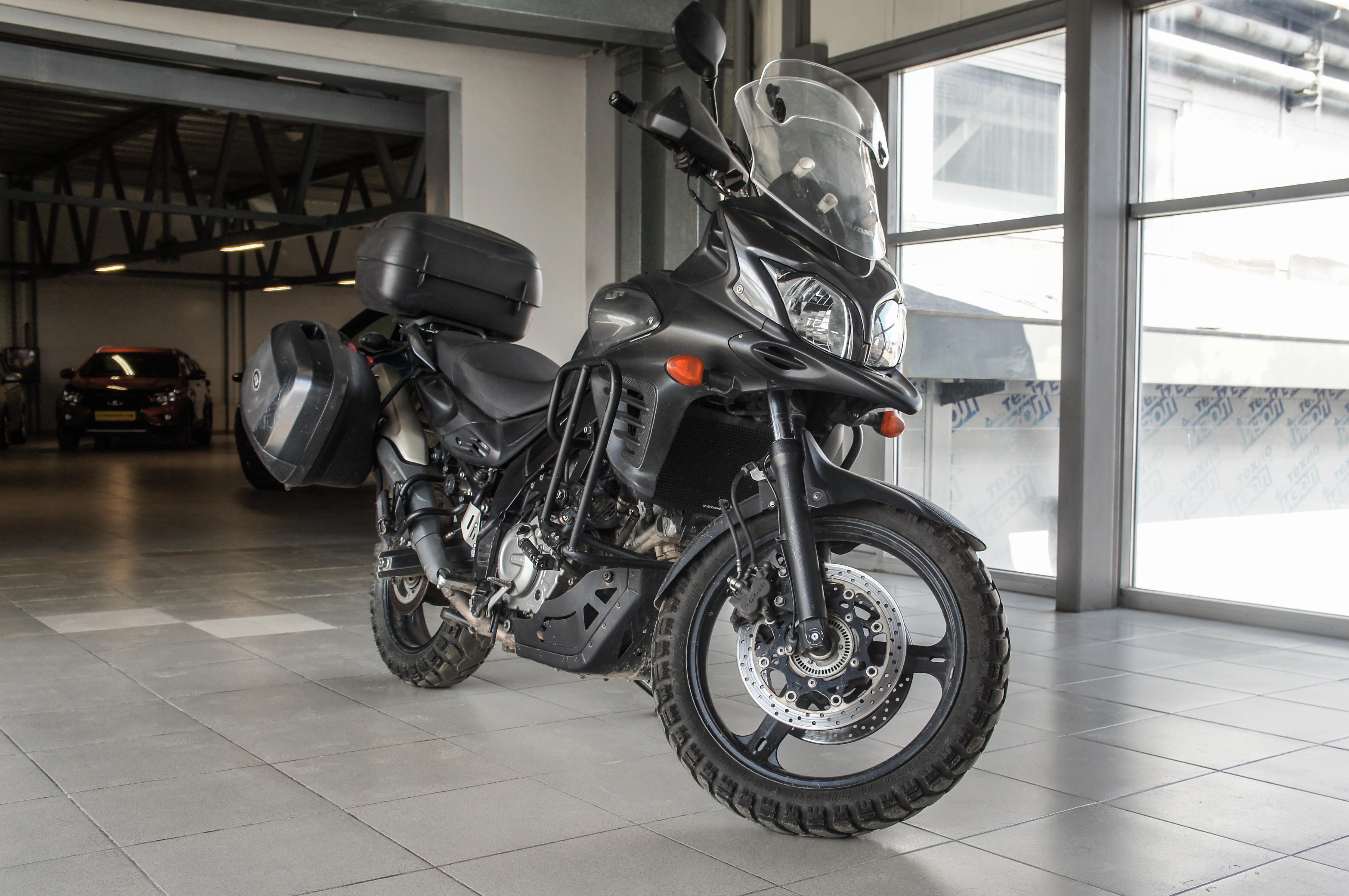 Suzuki Сузуки v-strom650