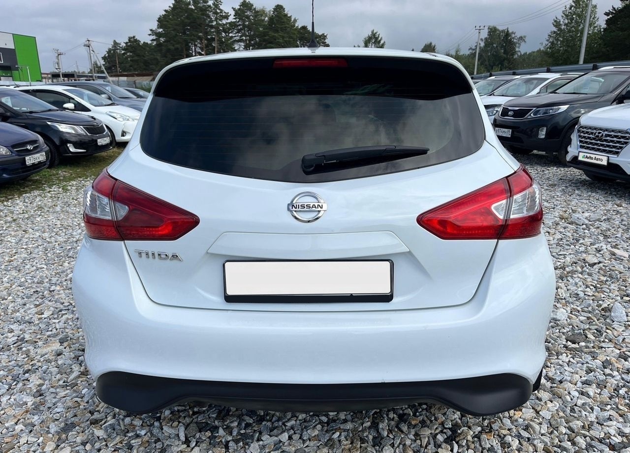 Nissan Tiida