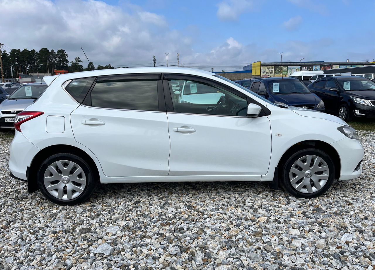 Nissan Tiida