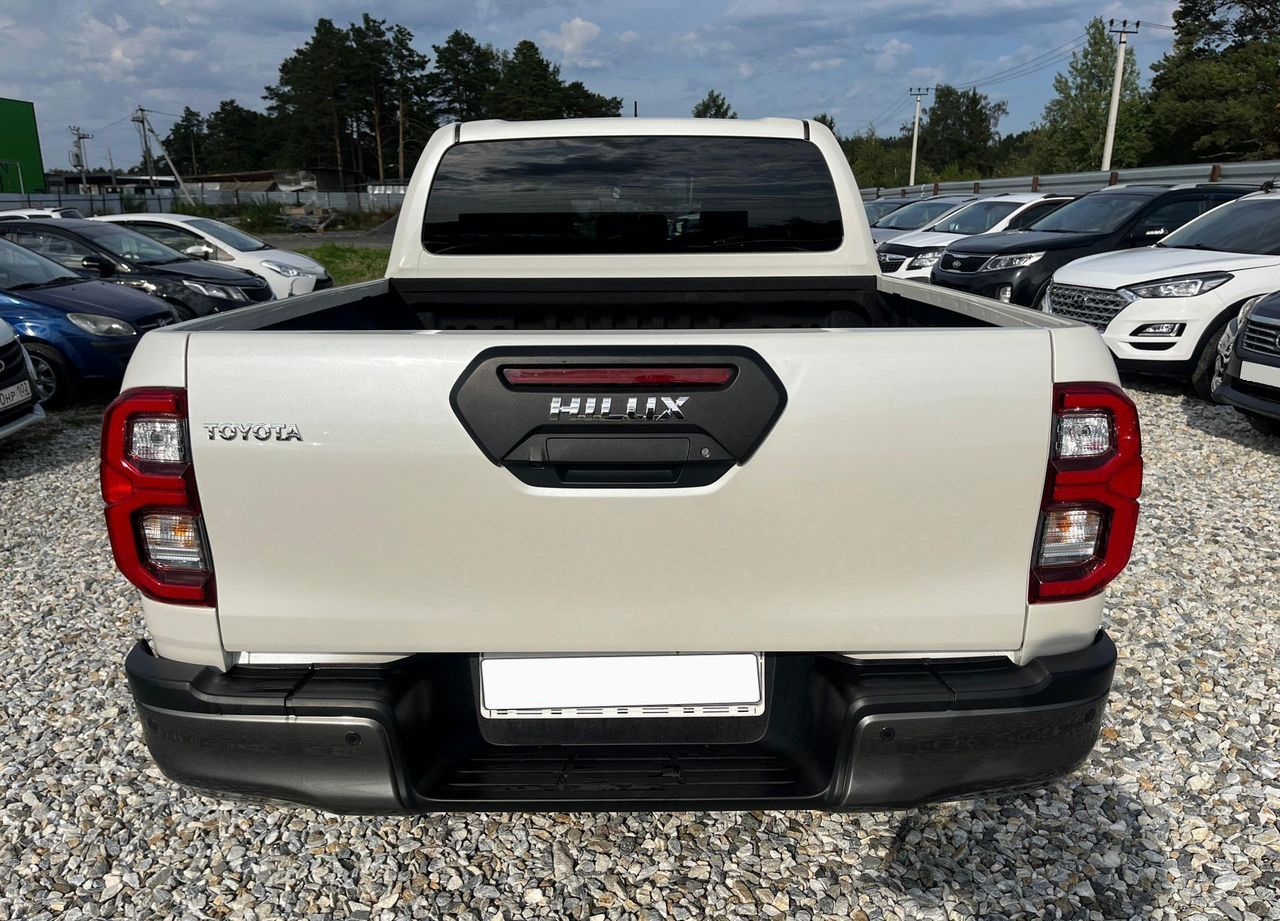 Toyota Hilux