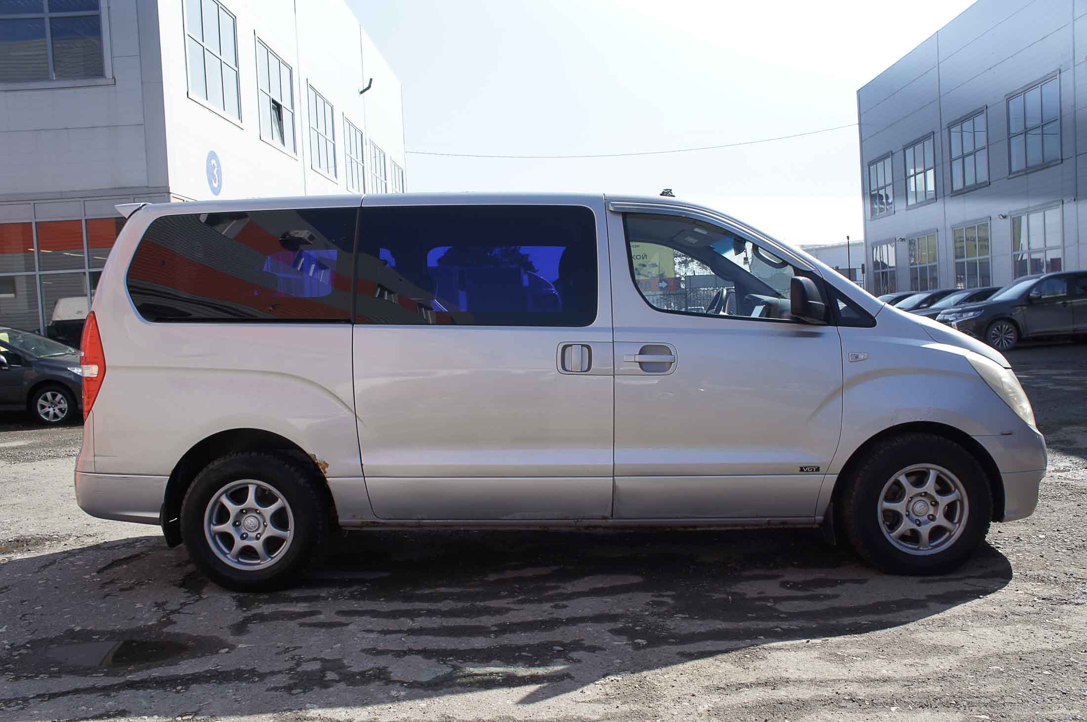Hyundai Hyundai Grandstarex