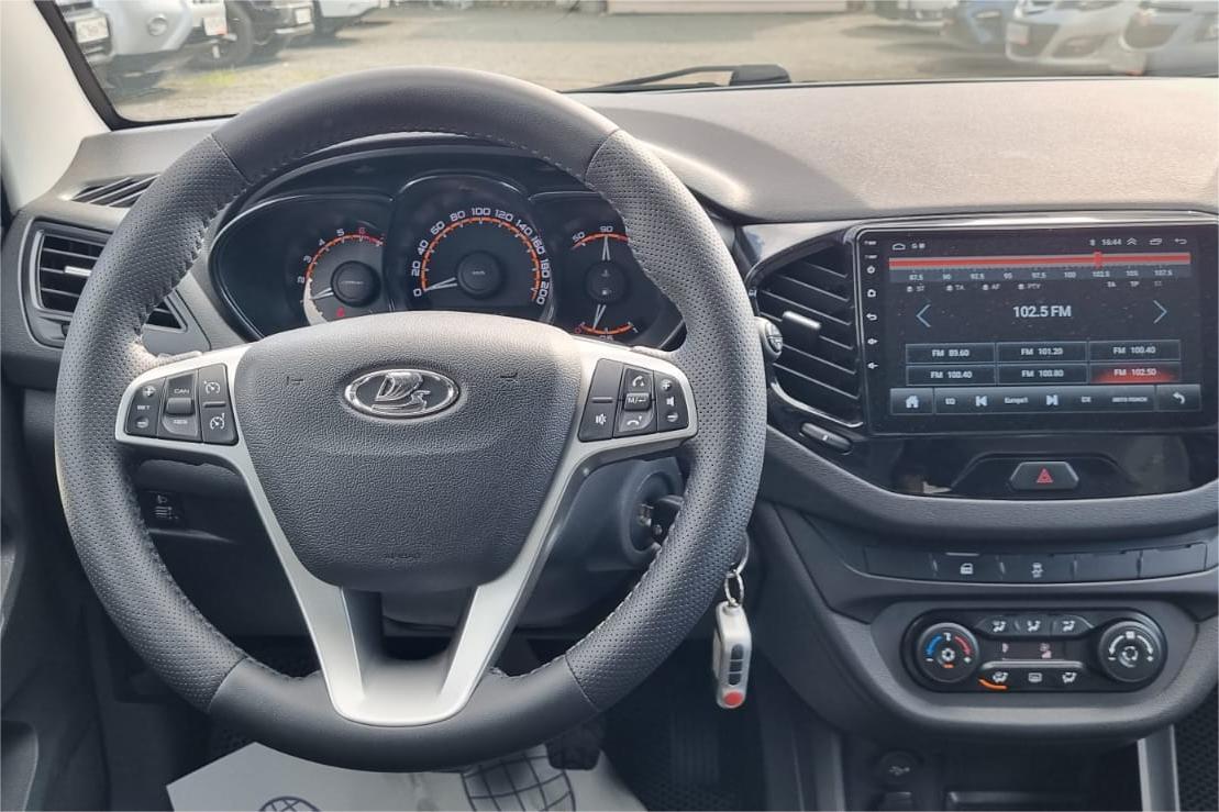 Lada Vesta