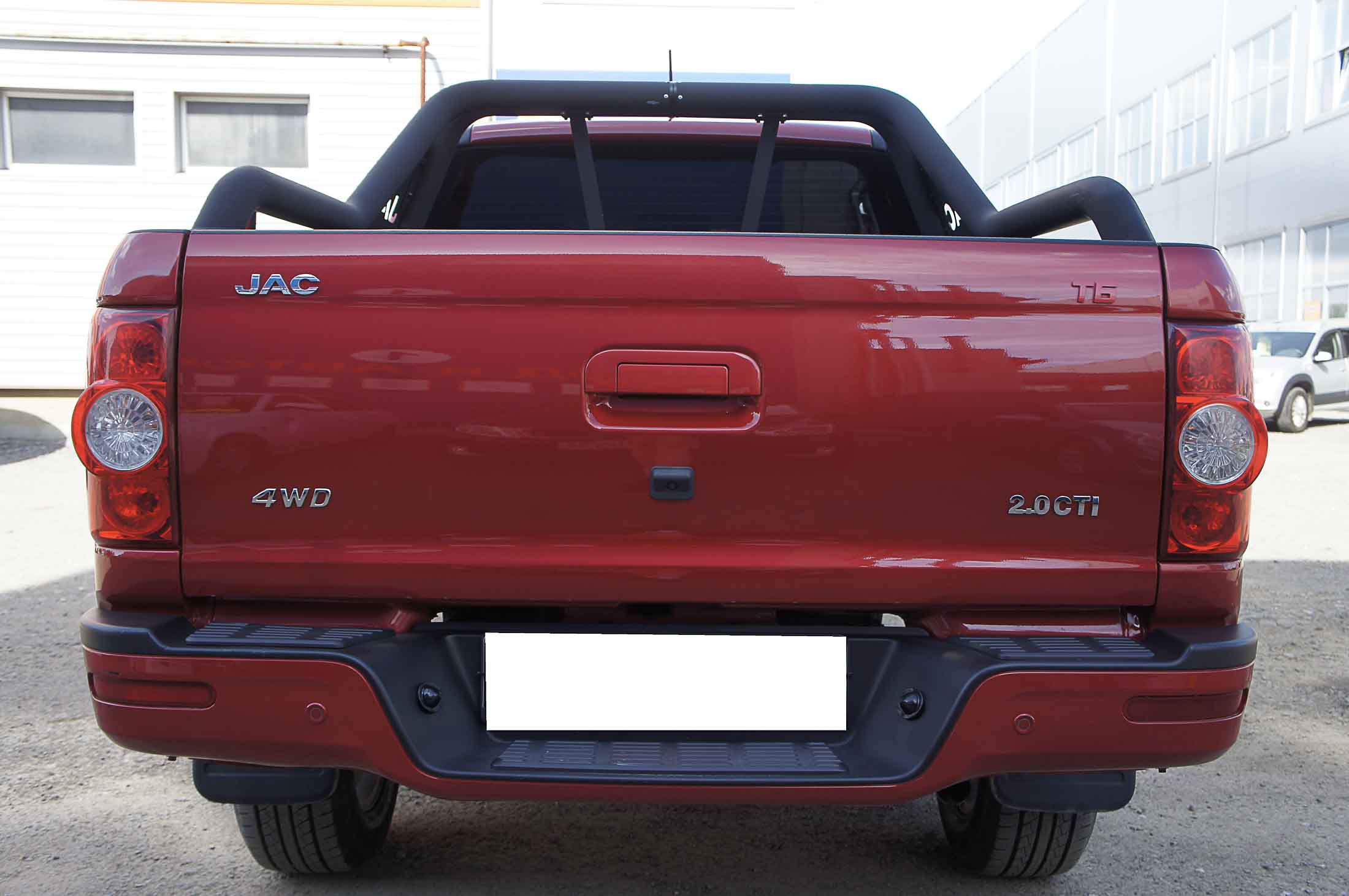 Jac T6