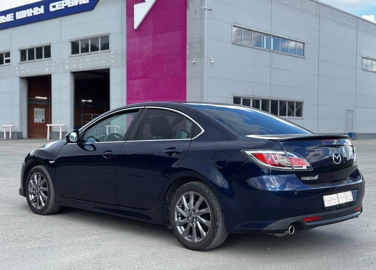 Mazda 6