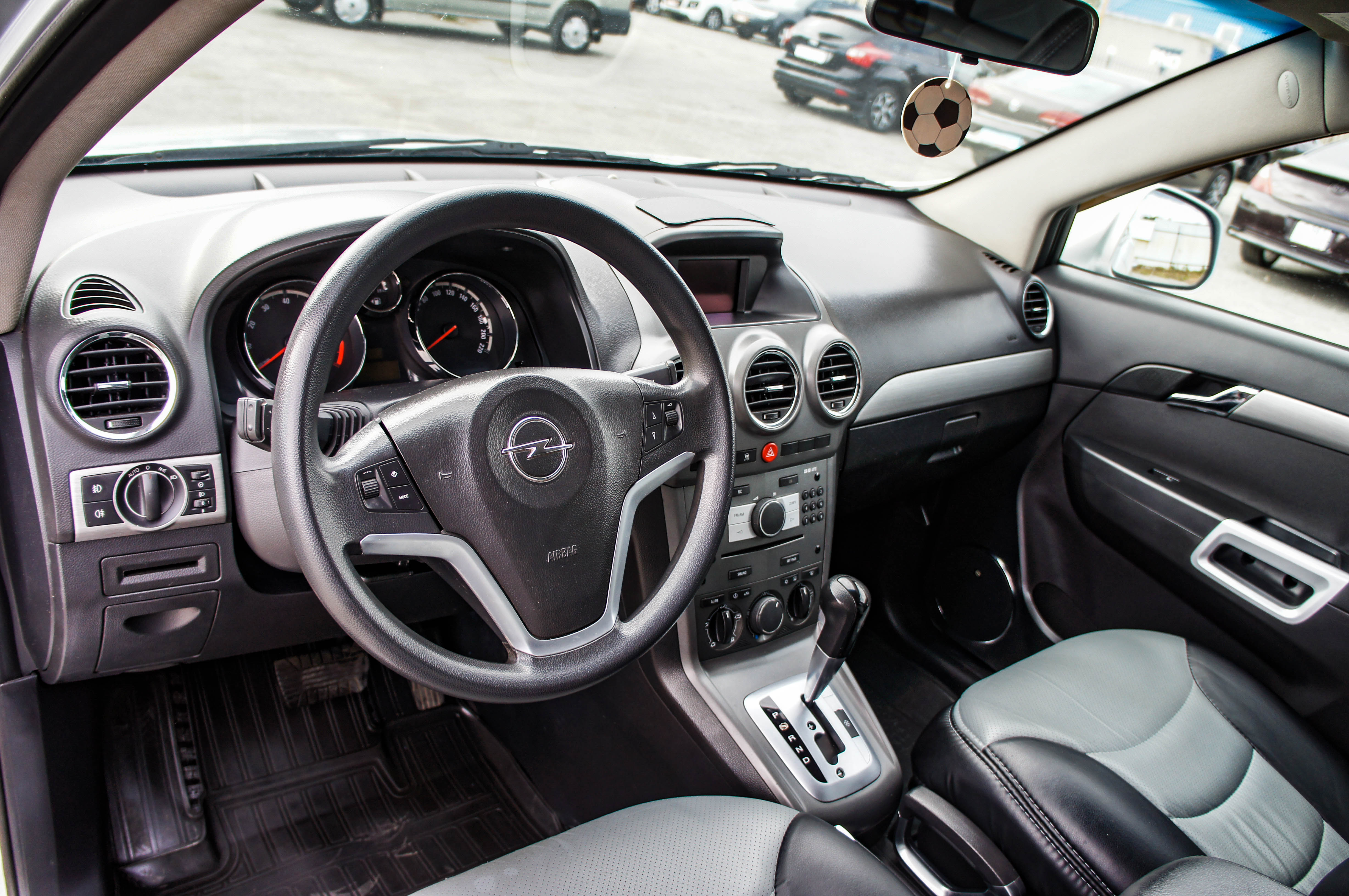 Opel Antara
