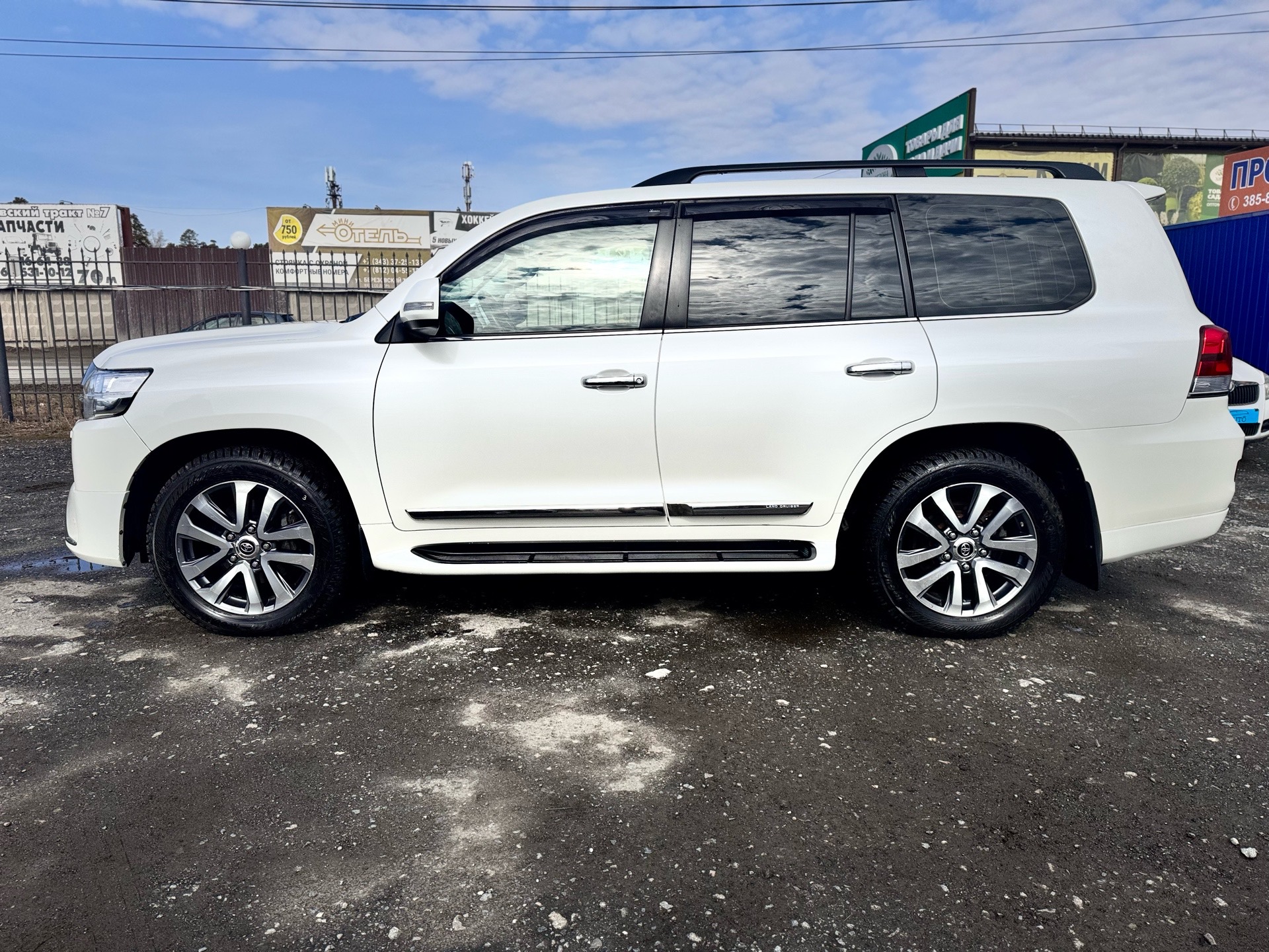 Toyota Landcruiser200