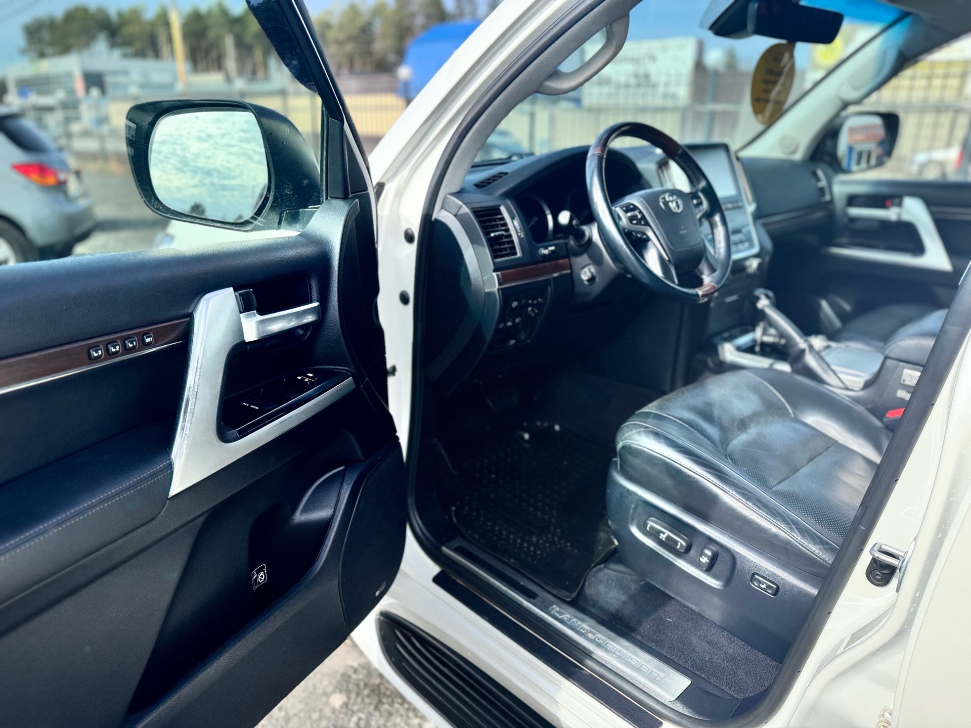 Toyota Landcruiser200