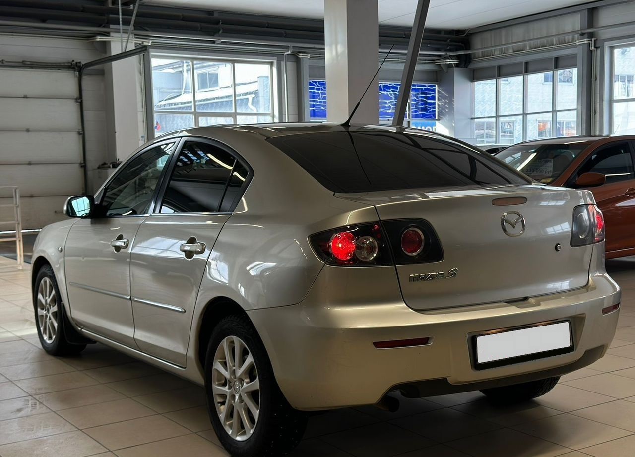 Mazda 3