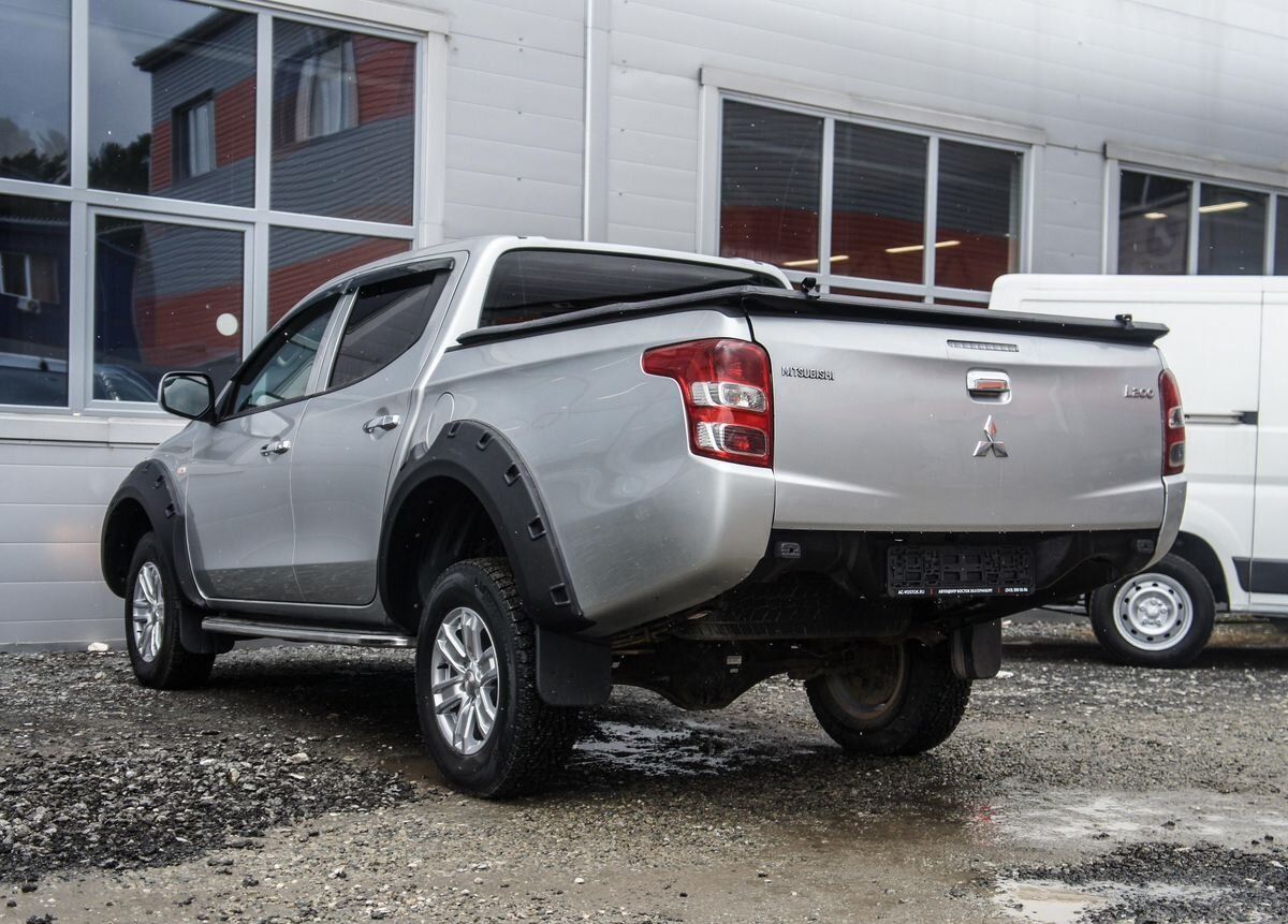 Mitsubishi L200
