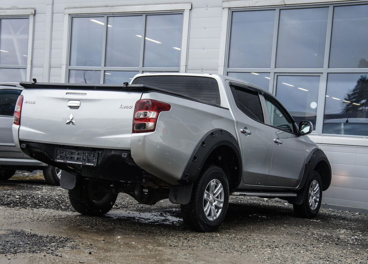 Mitsubishi L200
