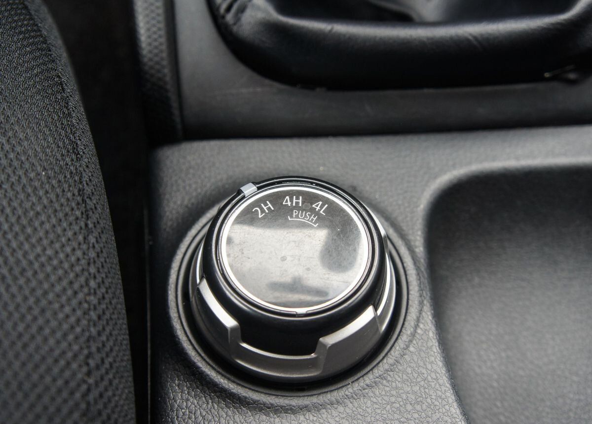 Mitsubishi L200