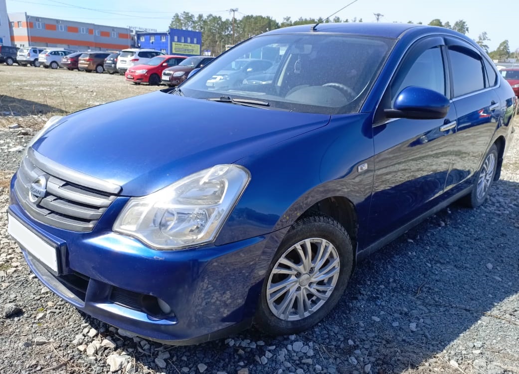 Nissan Almera