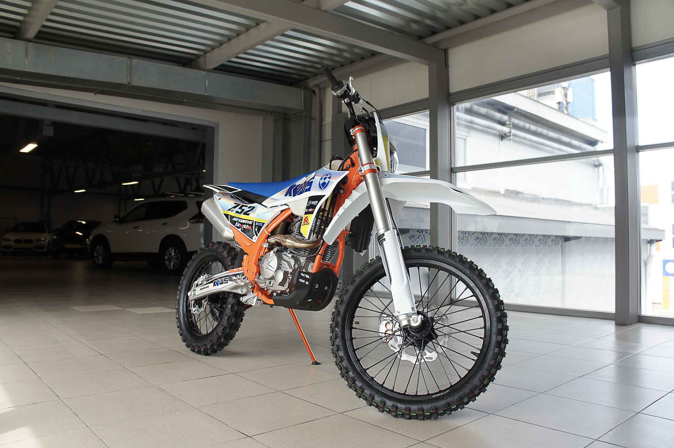 Kews K24