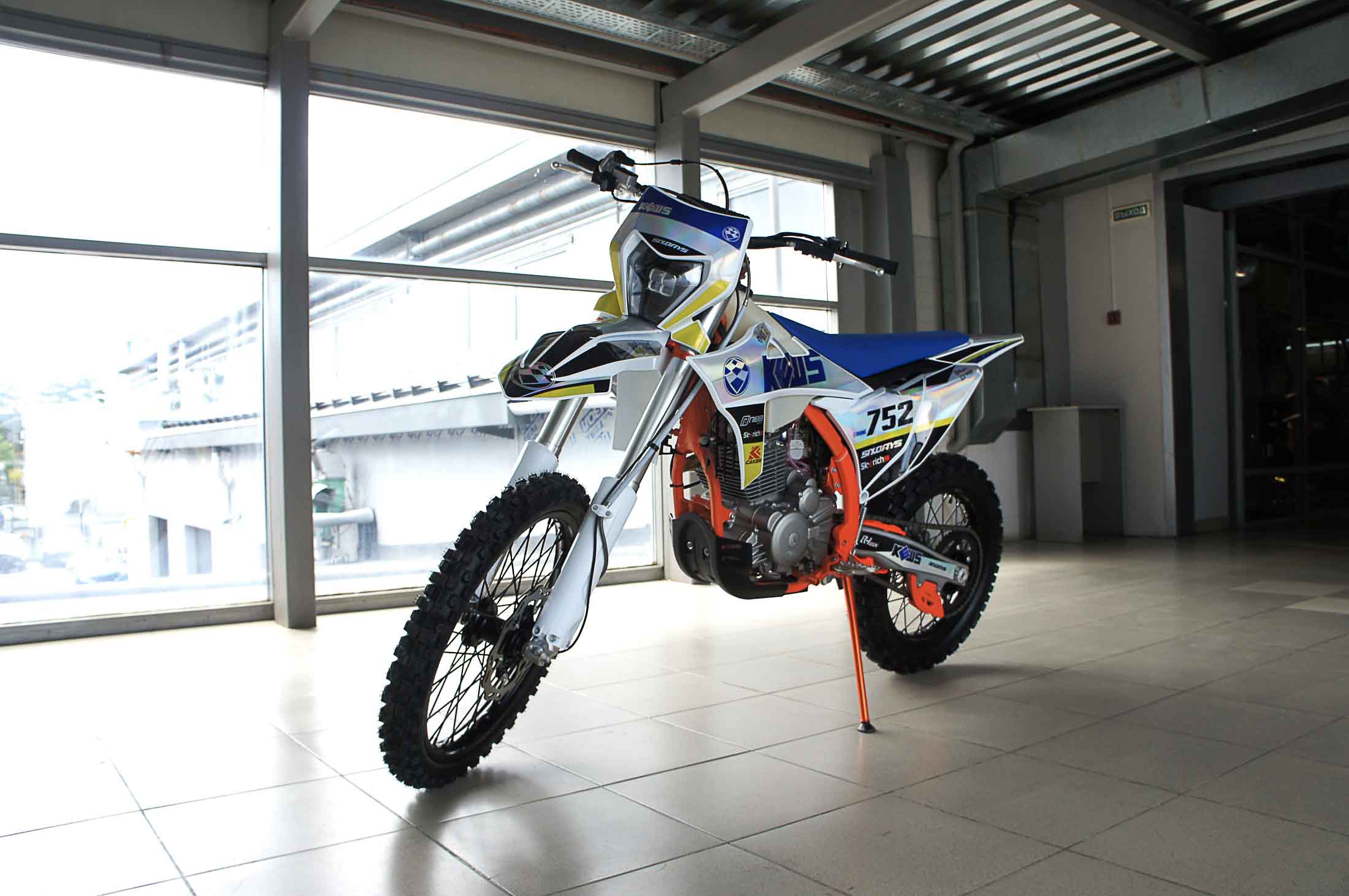 Kews K24