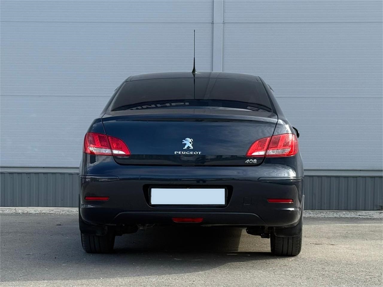Peugeot 408
