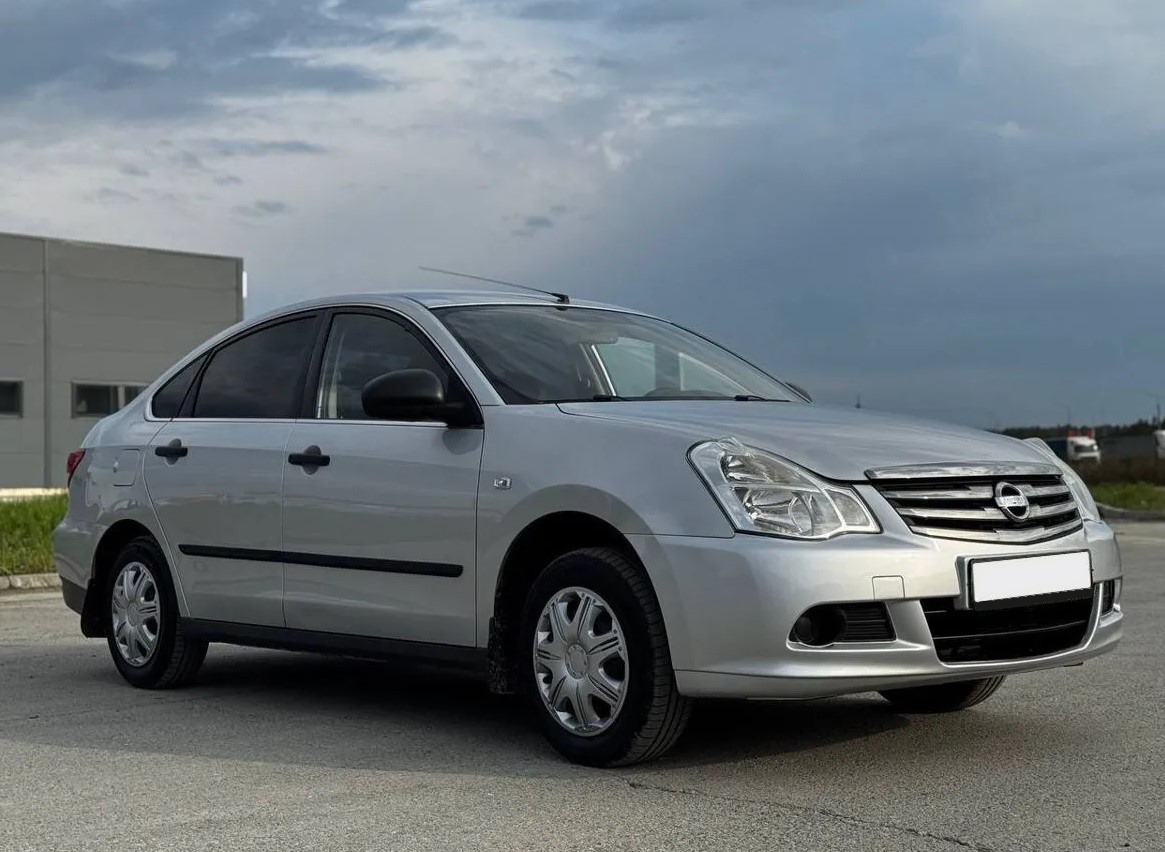 Nissan Almera
