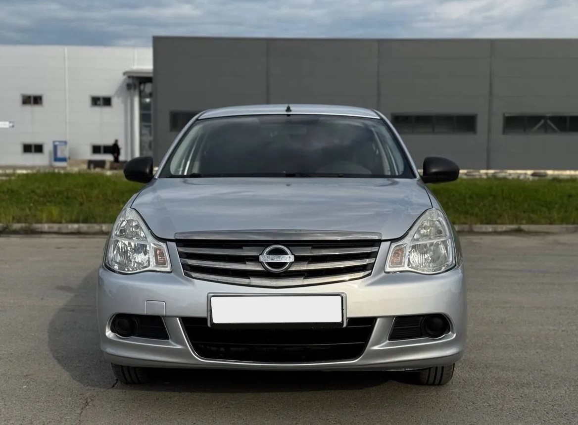 Nissan Almera