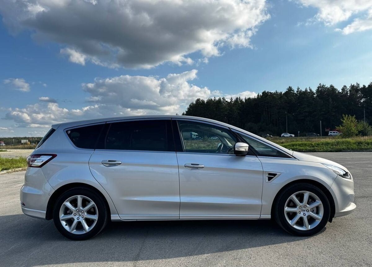 Ford C-max