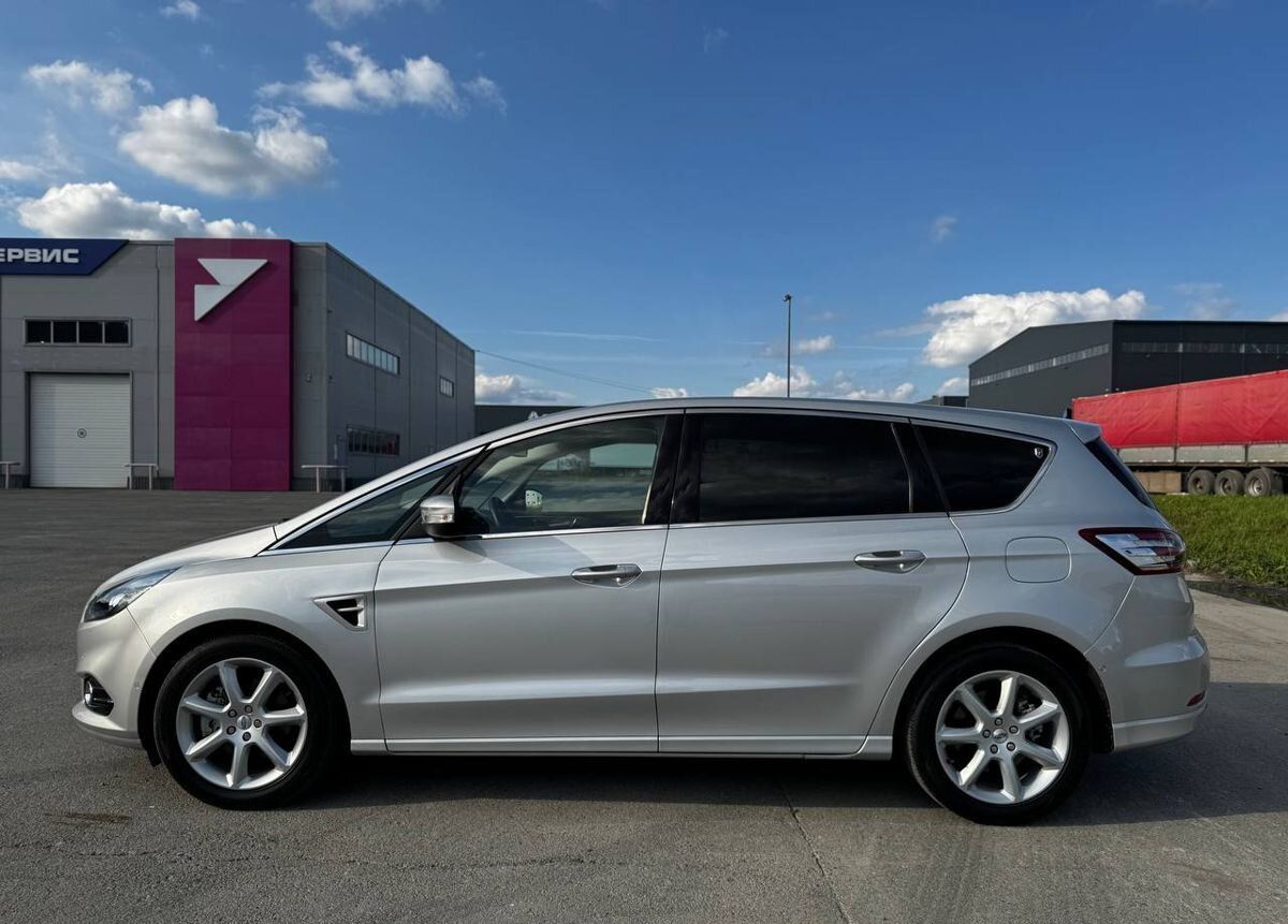 Ford C-max