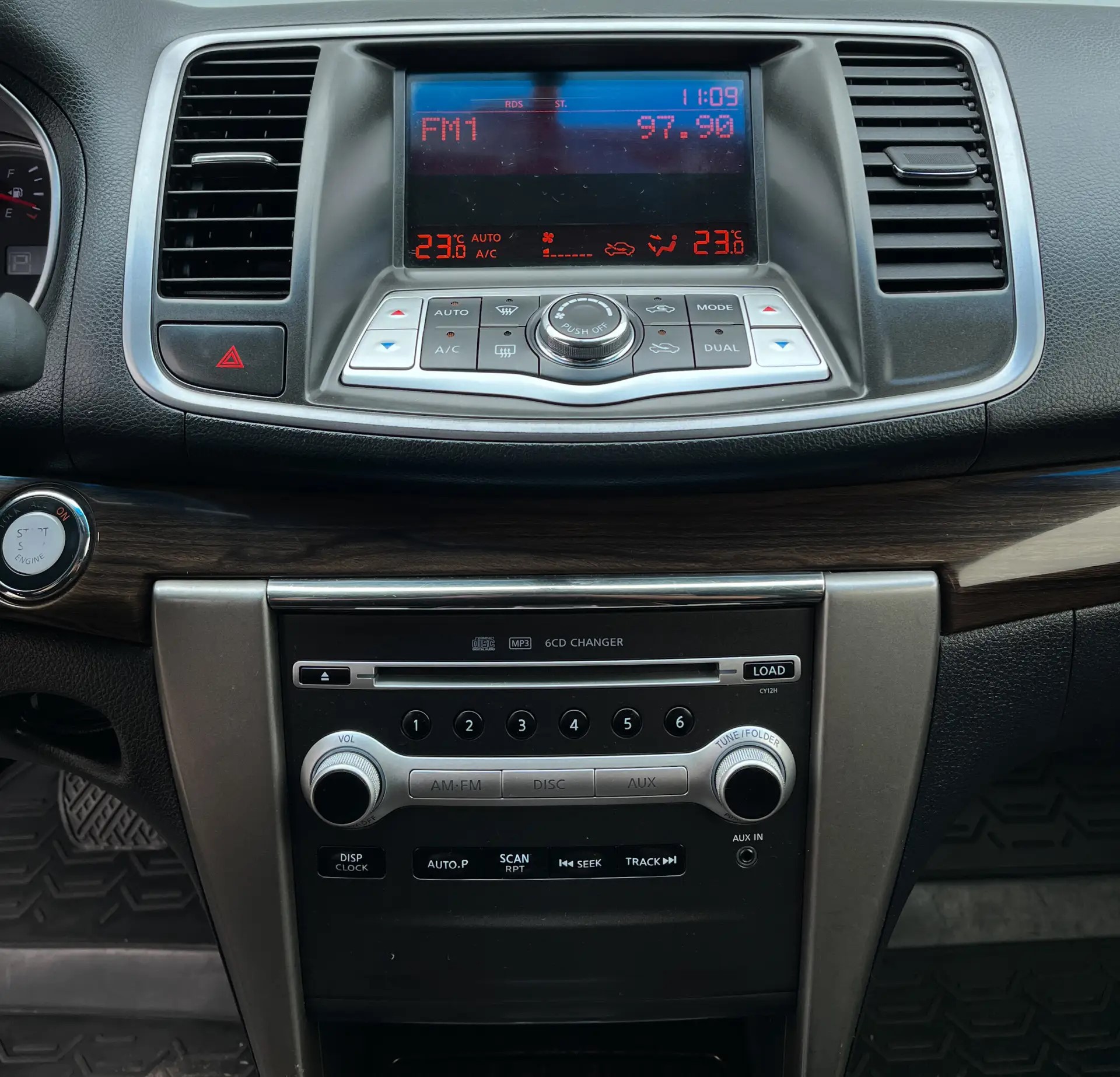 Nissan Teana