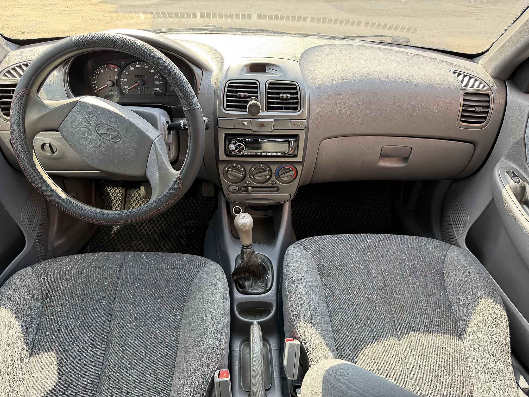 Hyundai Accent