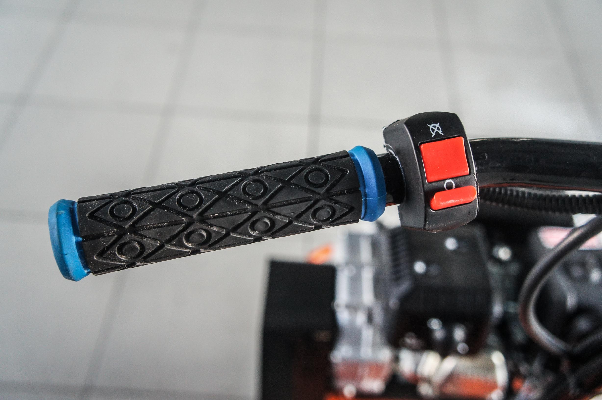 Ижтехмаш Белка Плюс 8Lе (C Фарой И Электростартером)