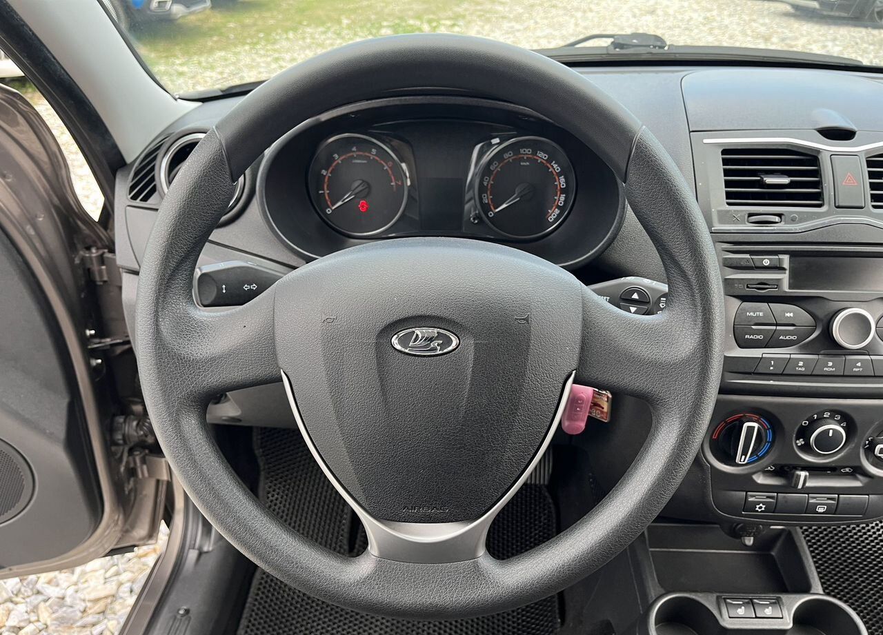 Ваз Lada granta