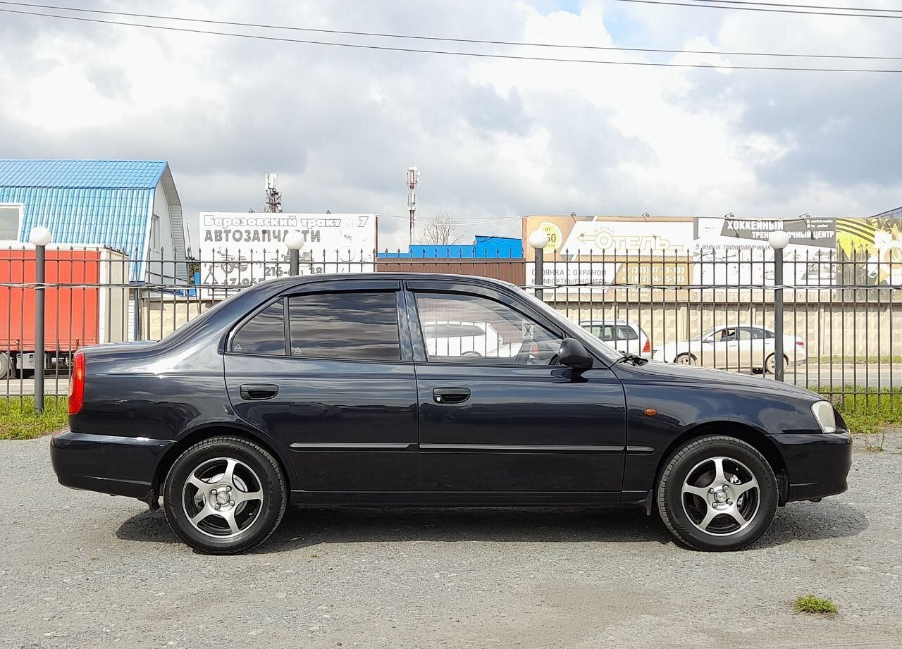 Hyundai Accent