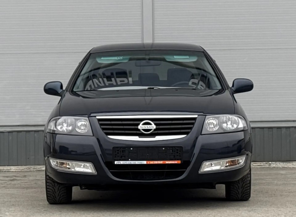 Nissan Almera