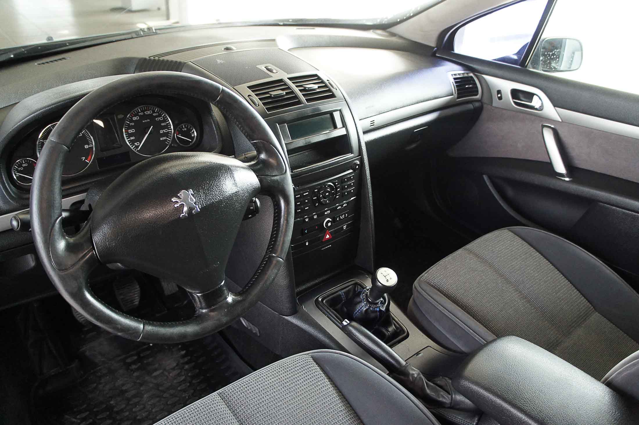 Peugeot 407