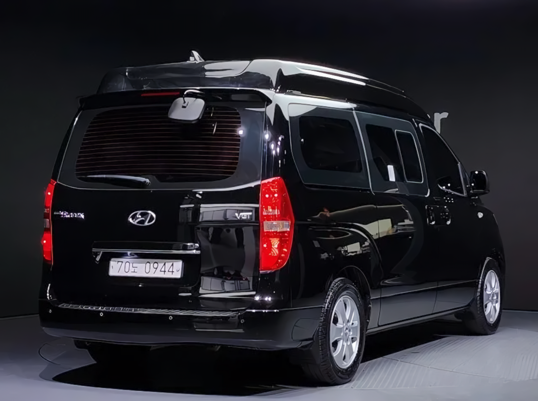 Hyundai Grand Starex