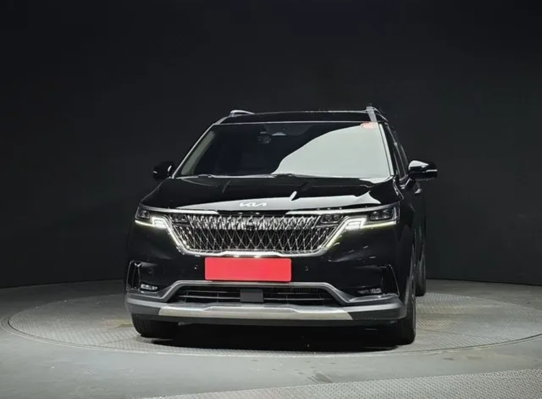 Kia Carnival IV