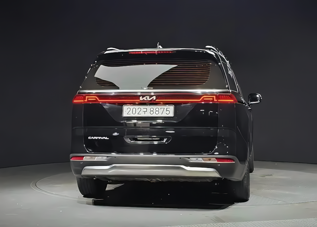 Kia Carnival IV