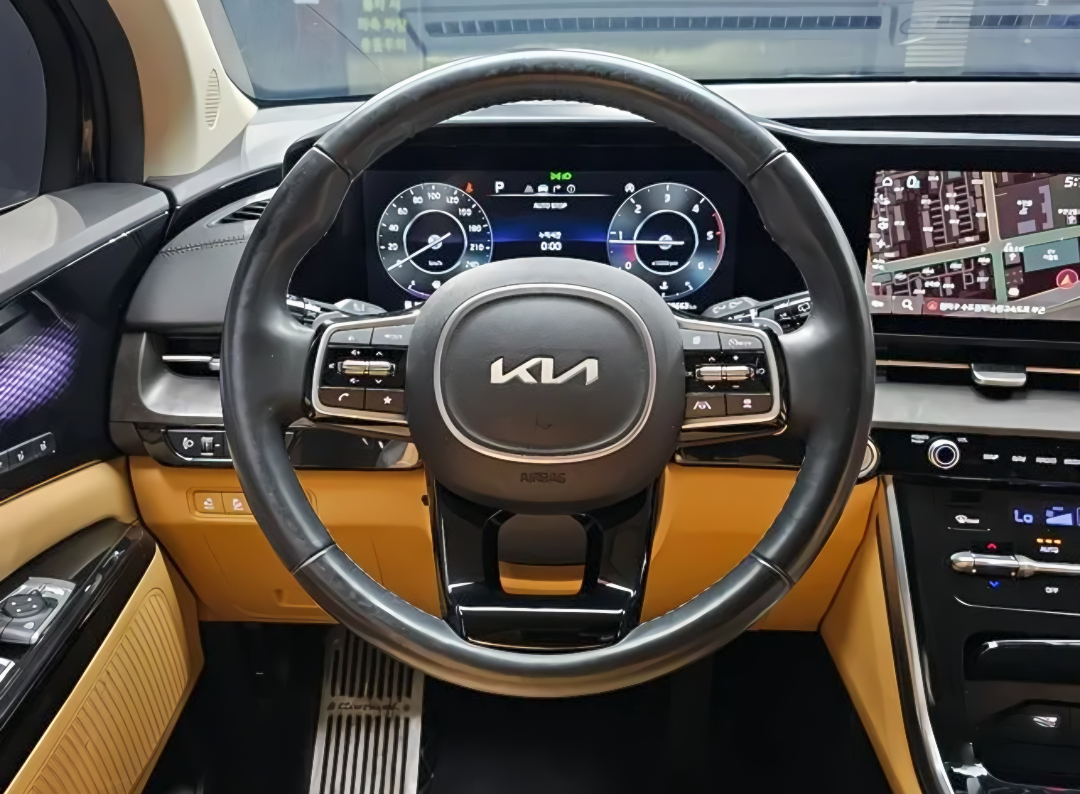 Kia Carnival IV