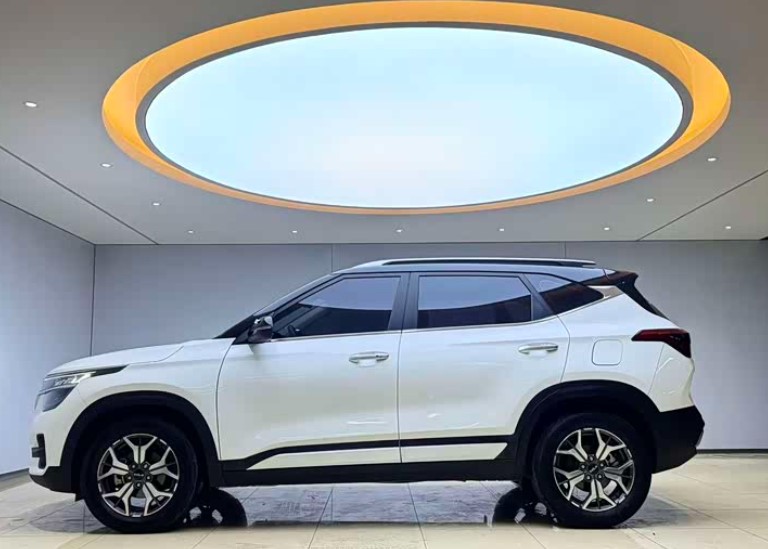 KIA KX3