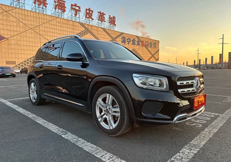 Mercedes-Benz GLB